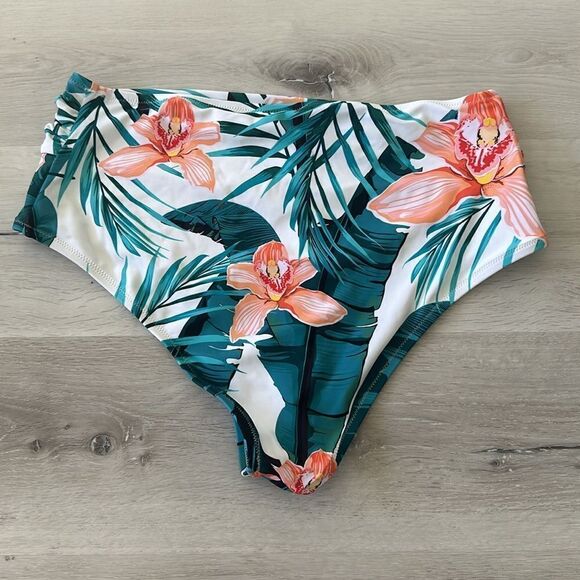 Cupshe High Waisted Tummy Control Bathing suit Bottom Tropical 1X NWT - Picture 11 of 12